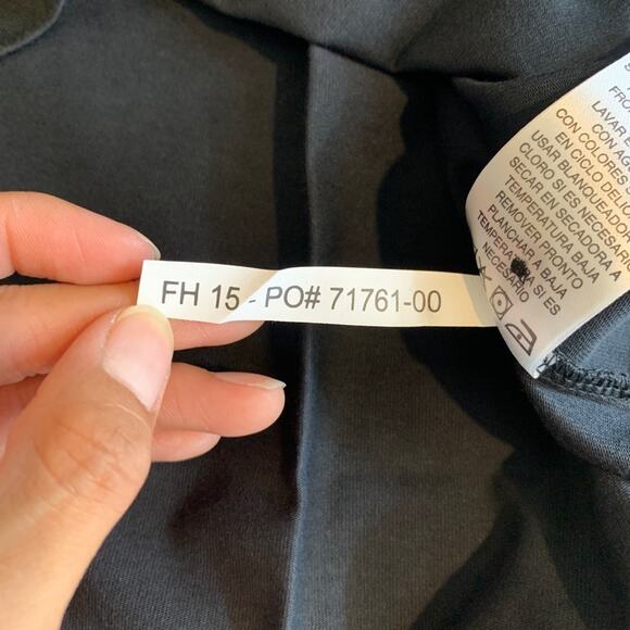 Travis Mathew Polo Women XL Extra Large Black Short Sleeve Wickenburg Golf *LOGO - Picture 10 of 13